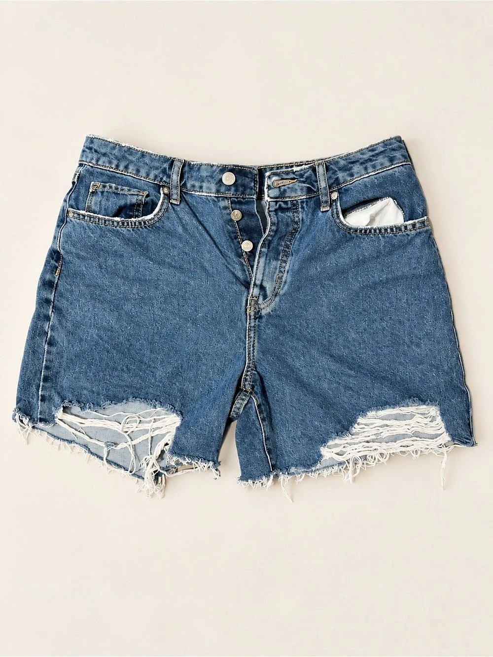 Forever 21 Distressed Button-Fly Denim Shorts Size 30